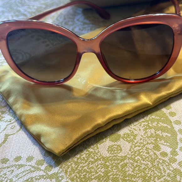 Gucci Round Frame Sunglasses